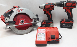 milwalkee 2631-20 circular saw, drill driver, imipace driver, charger, 2 batteri