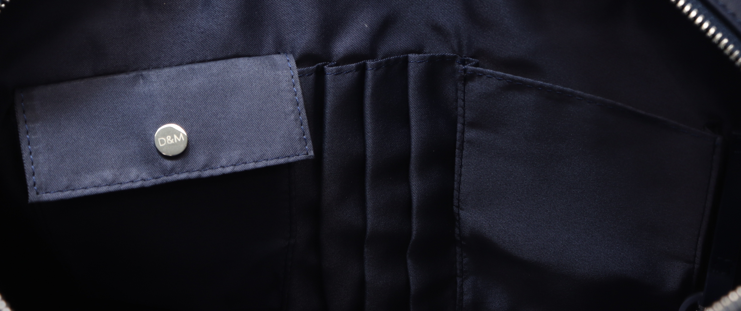 douglas & mckay navy blue/white leather business tote