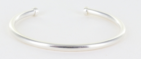 925 Sterling Silver Torque Cuff Bangle Bracelet (medium)